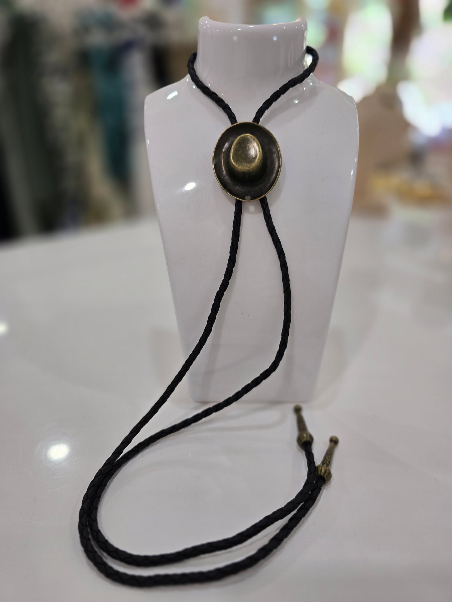 Collar vaquero en cuero