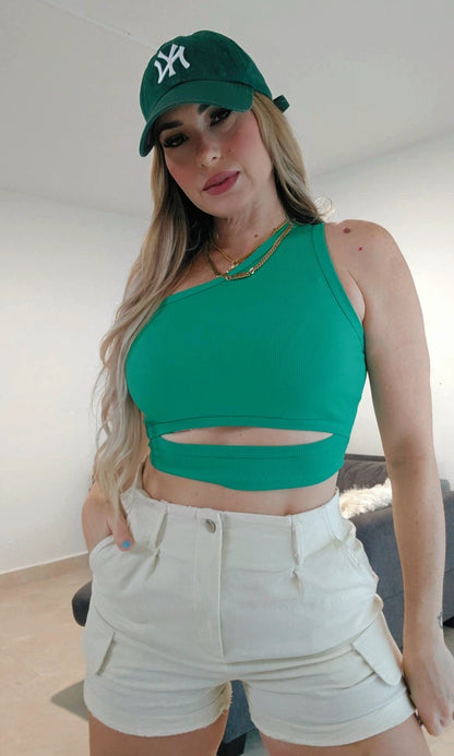 Alejandra" Basic Tops en (4 colores)